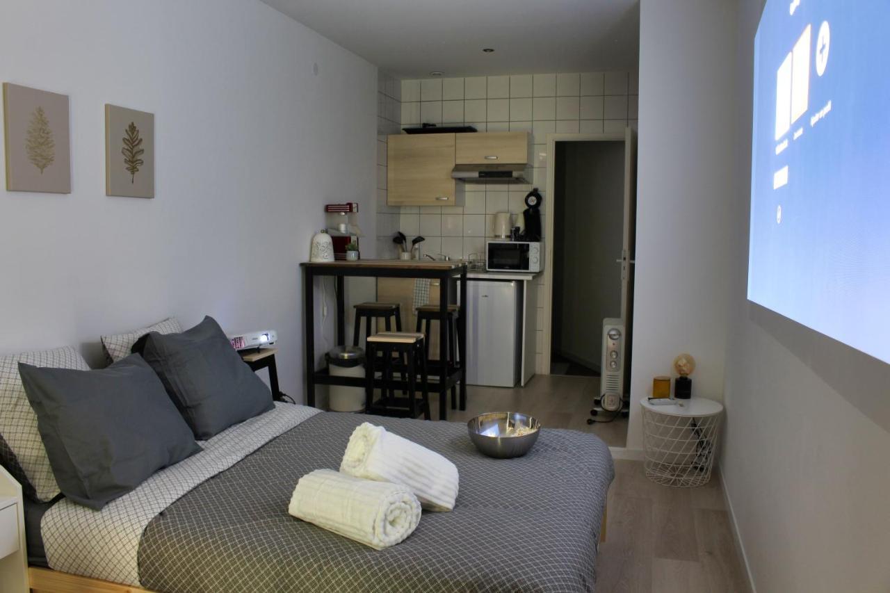 Studio Videoprojecteur & Popcorn - Proche Victoire Apartment Bordeaux Bagian luar foto